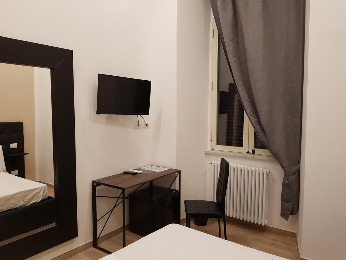 Cairoli Rooms Roma Exterior foto