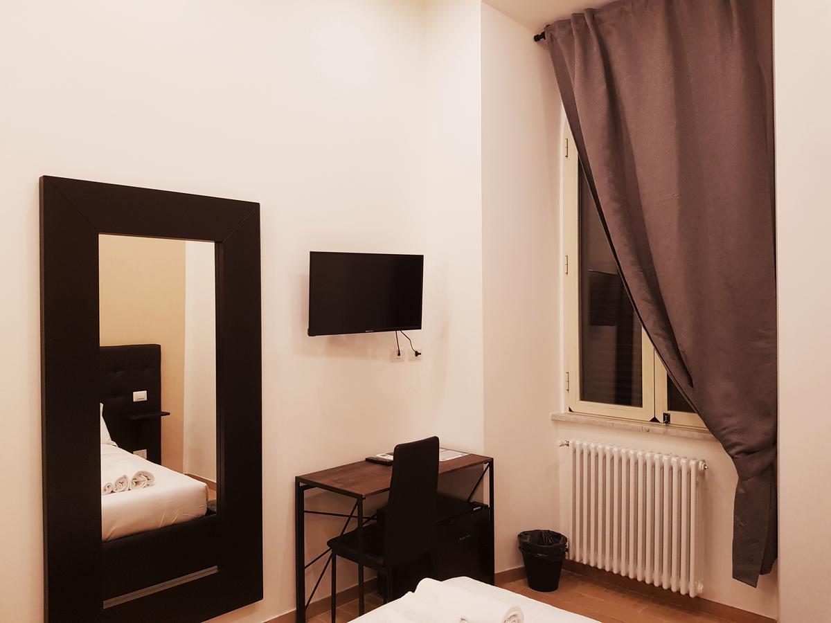 Cairoli Rooms Roma Exterior foto