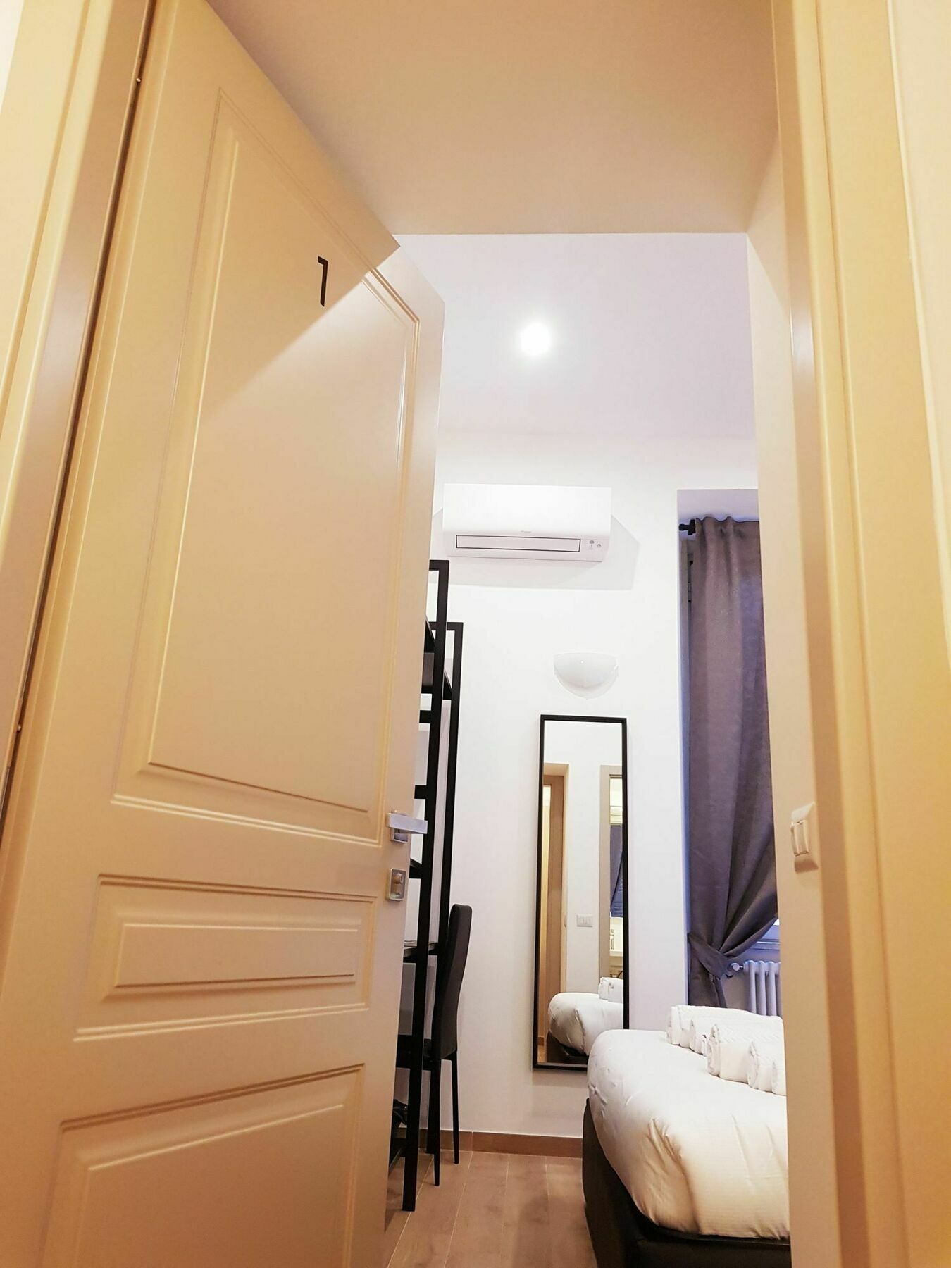 Cairoli Rooms Roma Exterior foto