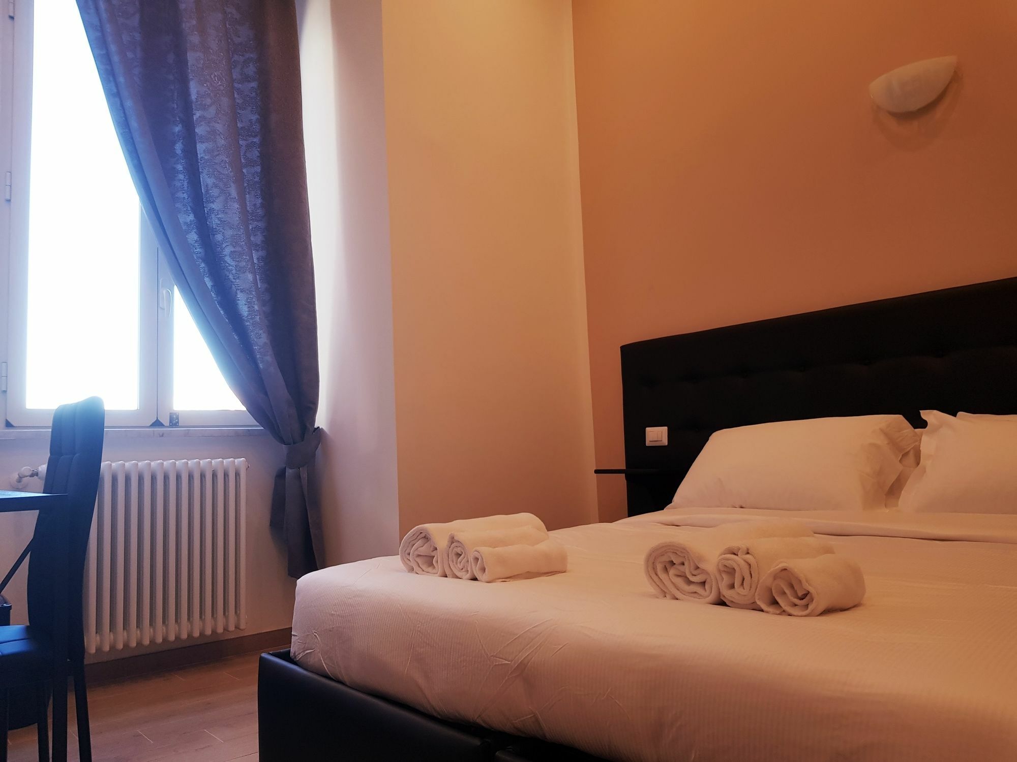 Cairoli Rooms Roma Exterior foto